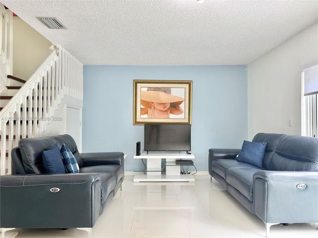 20807 NW 1st Street, Pembroke Pines, FL 33029