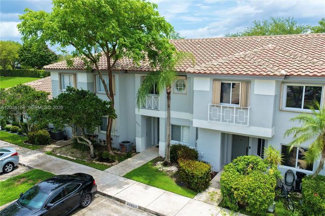 20807 NW 1st Street, Pembroke Pines, FL 33029