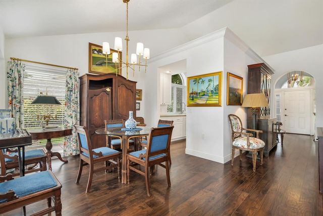 2402 Saratoga Bay Drive, West Palm Beach, FL 33409