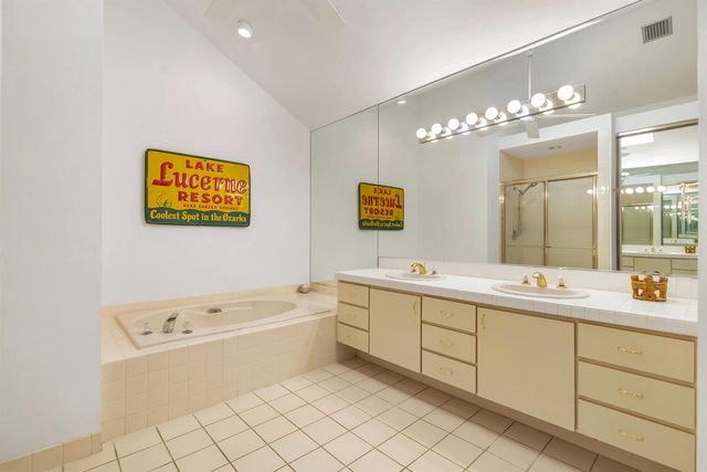 2402 Saratoga Bay Drive, West Palm Beach, FL 33409