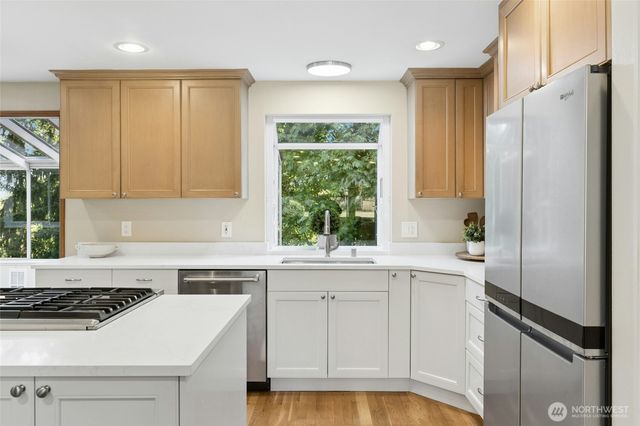 12406 SE 47th Street, Bellevue, WA 98006
