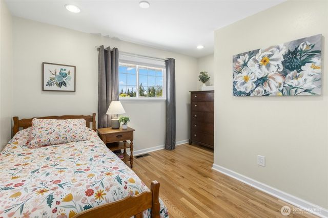 12406 SE 47th Street, Bellevue, WA 98006
