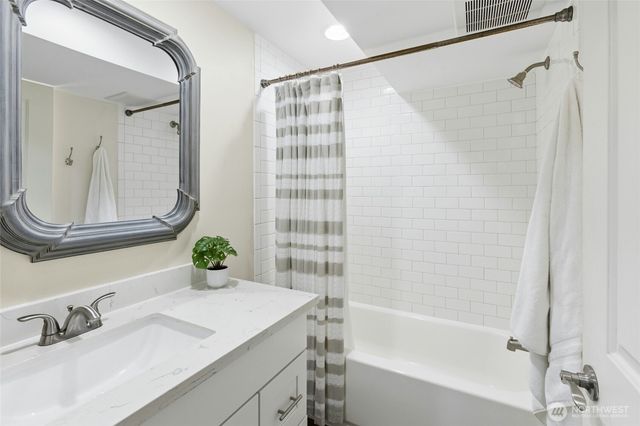 12406 SE 47th Street, Bellevue, WA 98006