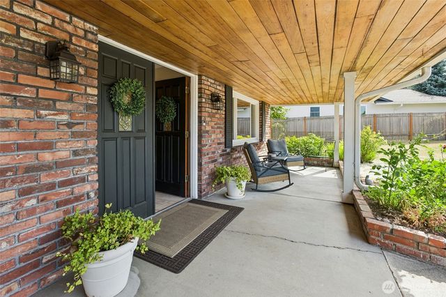 12406 SE 47th Street, Bellevue, WA 98006