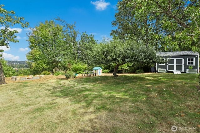 12406 SE 47th Street, Bellevue, WA 98006
