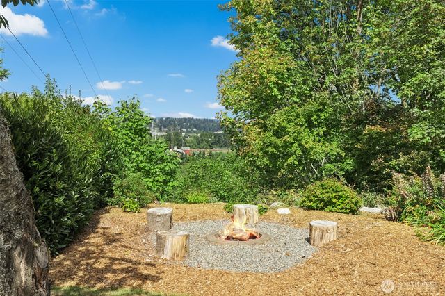 12406 SE 47th Street, Bellevue, WA 98006
