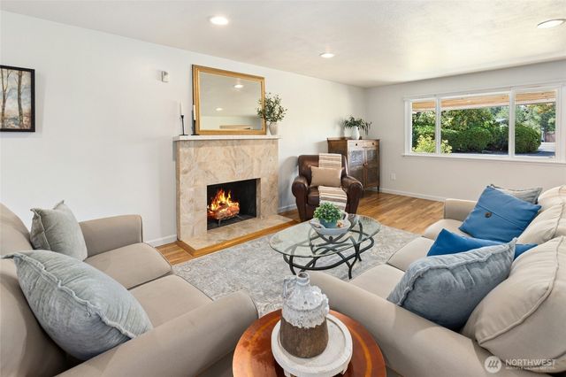 12406 SE 47th Street, Bellevue, WA 98006