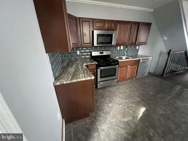 3020 REDNER ST, Philadelphia, PA 19121