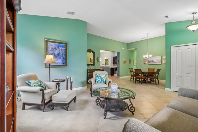 8976 DOVE VALLEY WAY, Davenport, FL 33896