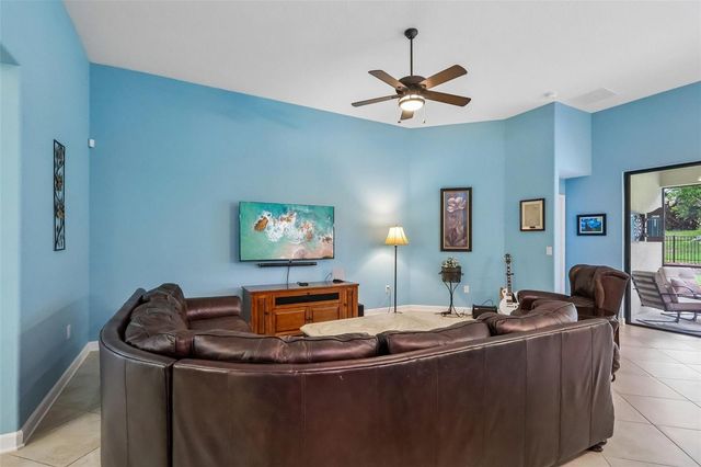 8976 DOVE VALLEY WAY, Davenport, FL 33896