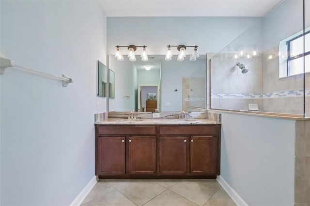 8976 DOVE VALLEY WAY, Davenport, FL 33896