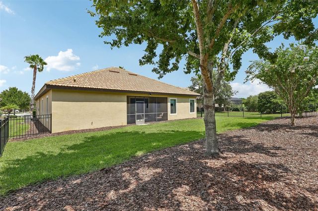 8976 DOVE VALLEY WAY, Davenport, FL 33896