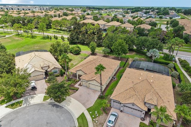 8976 DOVE VALLEY WAY, Davenport, FL 33896