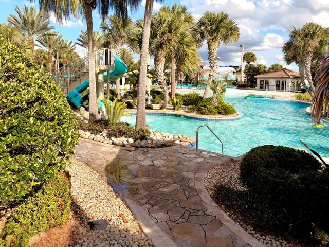 8976 DOVE VALLEY WAY, Davenport, FL 33896
