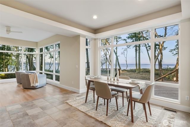 4393 E Sequim Bay Road, Sequim, WA 98382