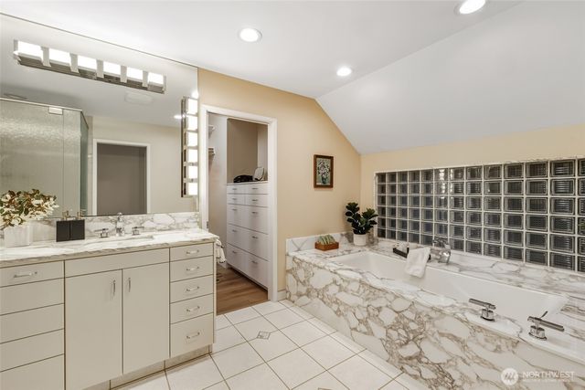 4393 E Sequim Bay Road, Sequim, WA 98382