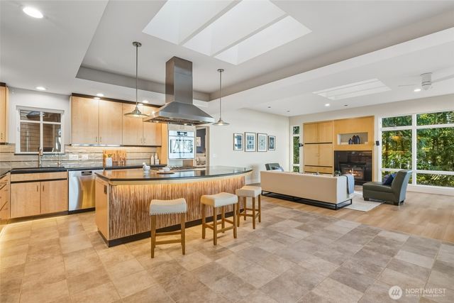 4393 E Sequim Bay Road, Sequim, WA 98382