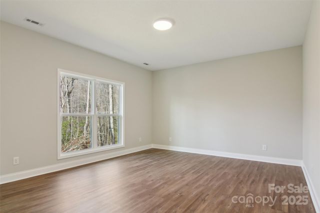 210 Oak Grove Road, Bryson City, NC 28713