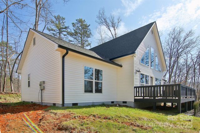 210 Oak Grove Road, Bryson City, NC 28713