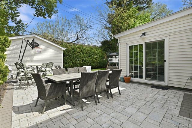 52 Wisteria Avenue, Mineola, NY 11501