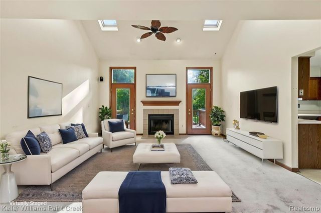 20838 Gill Road, Farmington Hills, MI 48335
