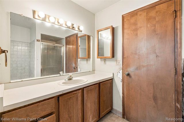 20838 Gill Road, Farmington Hills, MI 48335