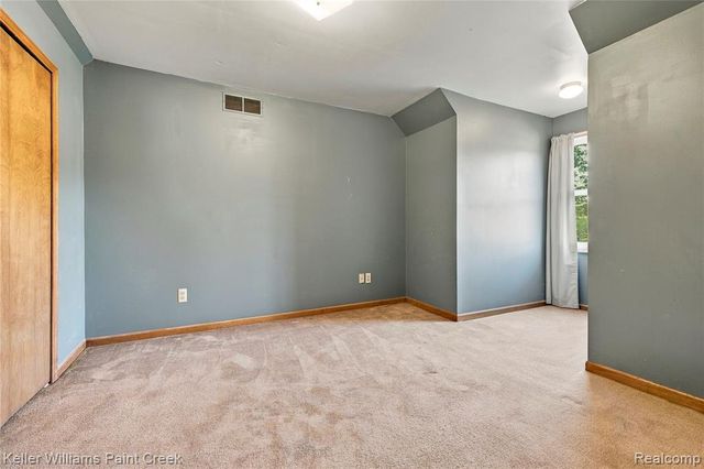20838 Gill Road, Farmington Hills, MI 48335