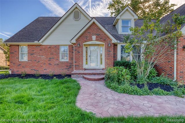 20838 Gill Road, Farmington Hills, MI 48335
