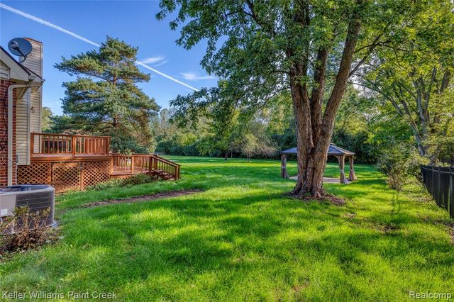 20838 Gill Road, Farmington Hills, MI 48335