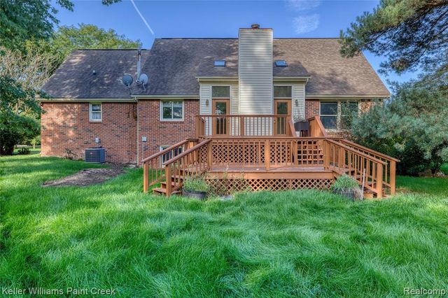20838 Gill Road, Farmington Hills, MI 48335