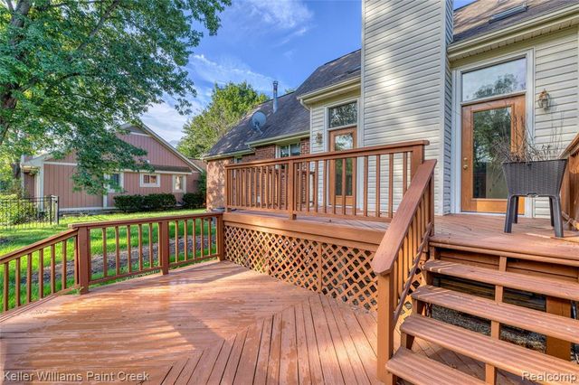 20838 Gill Road, Farmington Hills, MI 48335