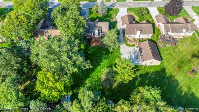 20838 Gill Road, Farmington Hills, MI 48335
