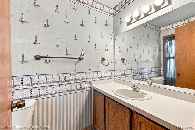 20838 Gill Road, Farmington Hills, MI 48335