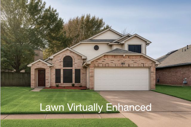 2823 Linden Lane, Grand Prairie, TX 75052