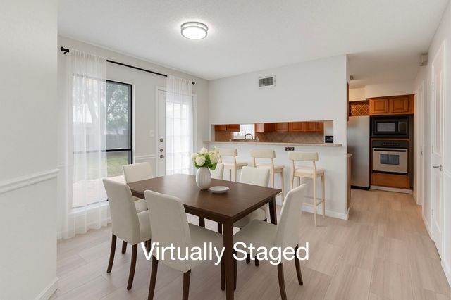 2823 Linden Lane, Grand Prairie, TX 75052