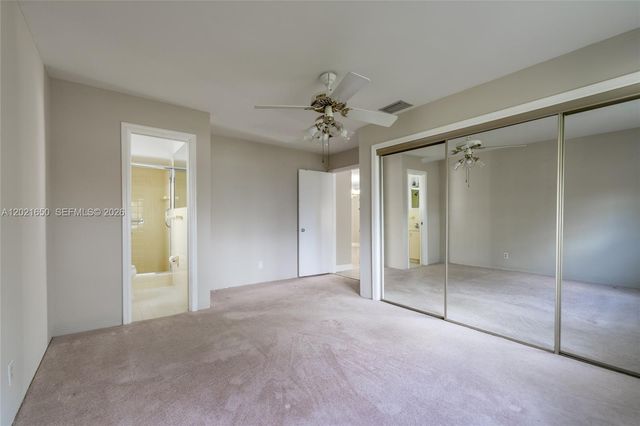 947 Lincoln St, Hollywood, FL 33019
