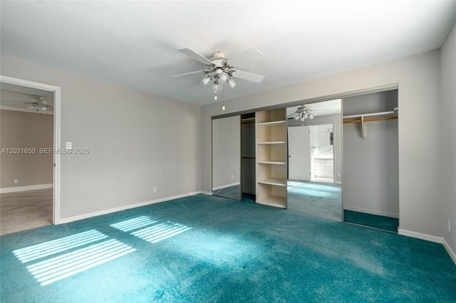 947 Lincoln St, Hollywood, FL 33019