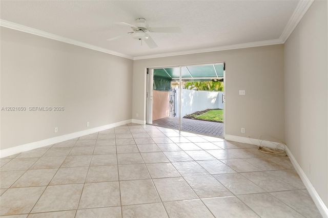 947 Lincoln St, Hollywood, FL 33019