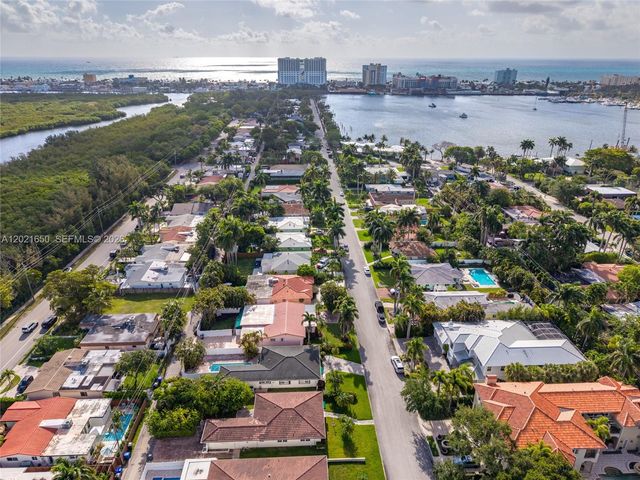 947 Lincoln St, Hollywood, FL 33019