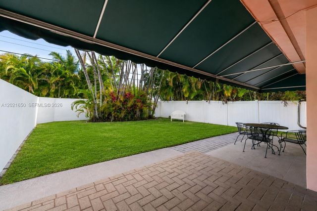 947 Lincoln St, Hollywood, FL 33019