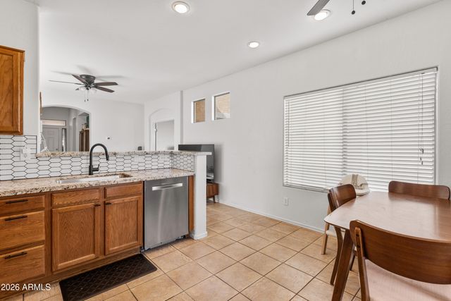 11811 N 51ST Drive, Glendale, AZ 85304