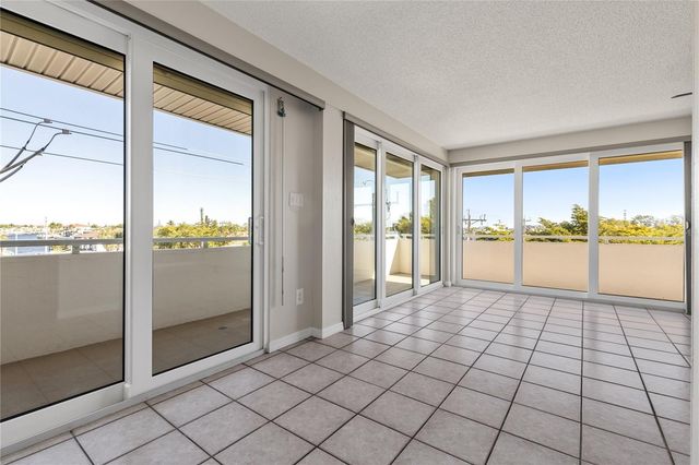 4803 SUNSET COURT 304, Cape Coral, FL 33904