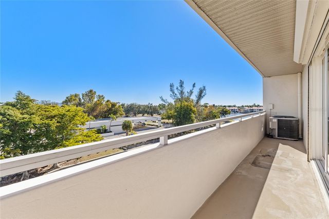 4803 SUNSET COURT 304, Cape Coral, FL 33904