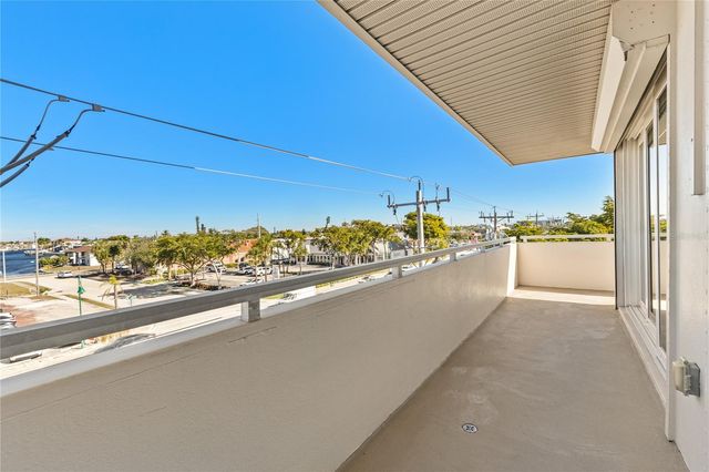 4803 SUNSET COURT 304, Cape Coral, FL 33904