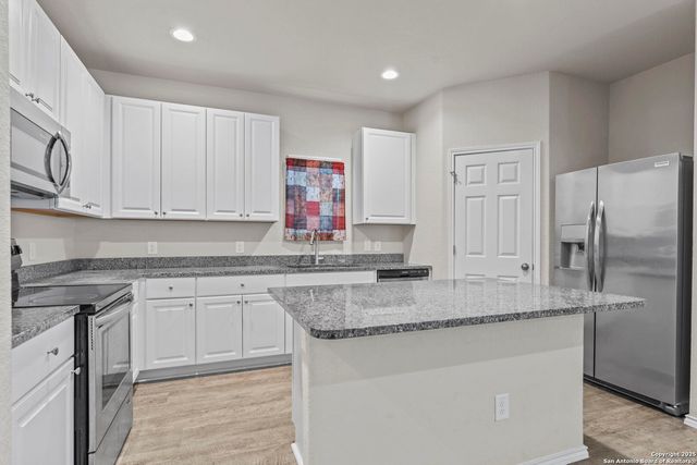 7115 Mesa Cliffs, Converse, TX 78109