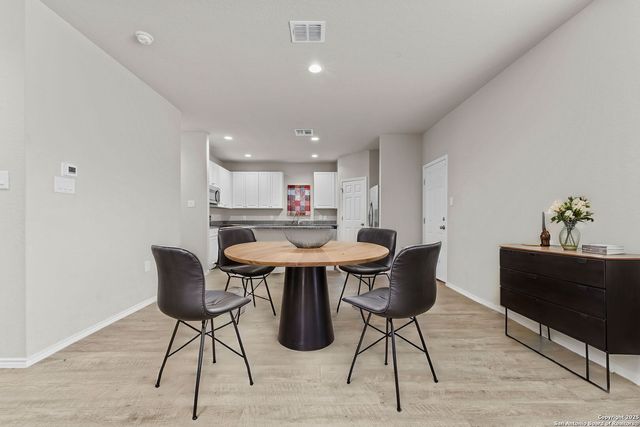 7115 Mesa Cliffs, Converse, TX 78109