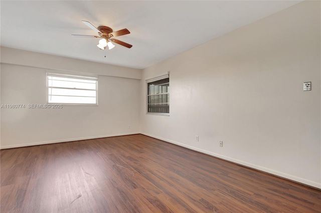 13001 SW 11th Ct 401A, Pembroke Pines, FL 33027