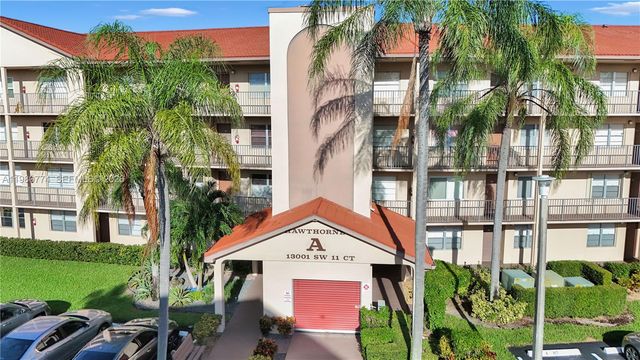 13001 SW 11th Ct 401A, Pembroke Pines, FL 33027