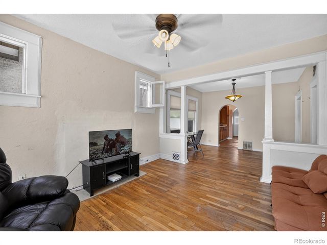 4015 Federal Boulevard, Denver, CO 80211