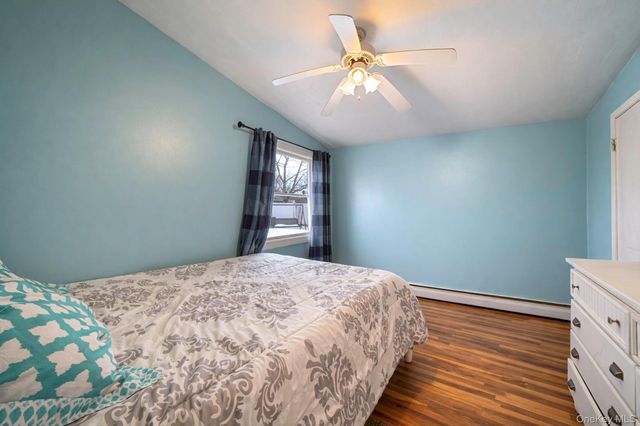 54 Pacific Avenue, Deer Park, NY 11729